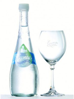 fles eaumega bruiswater